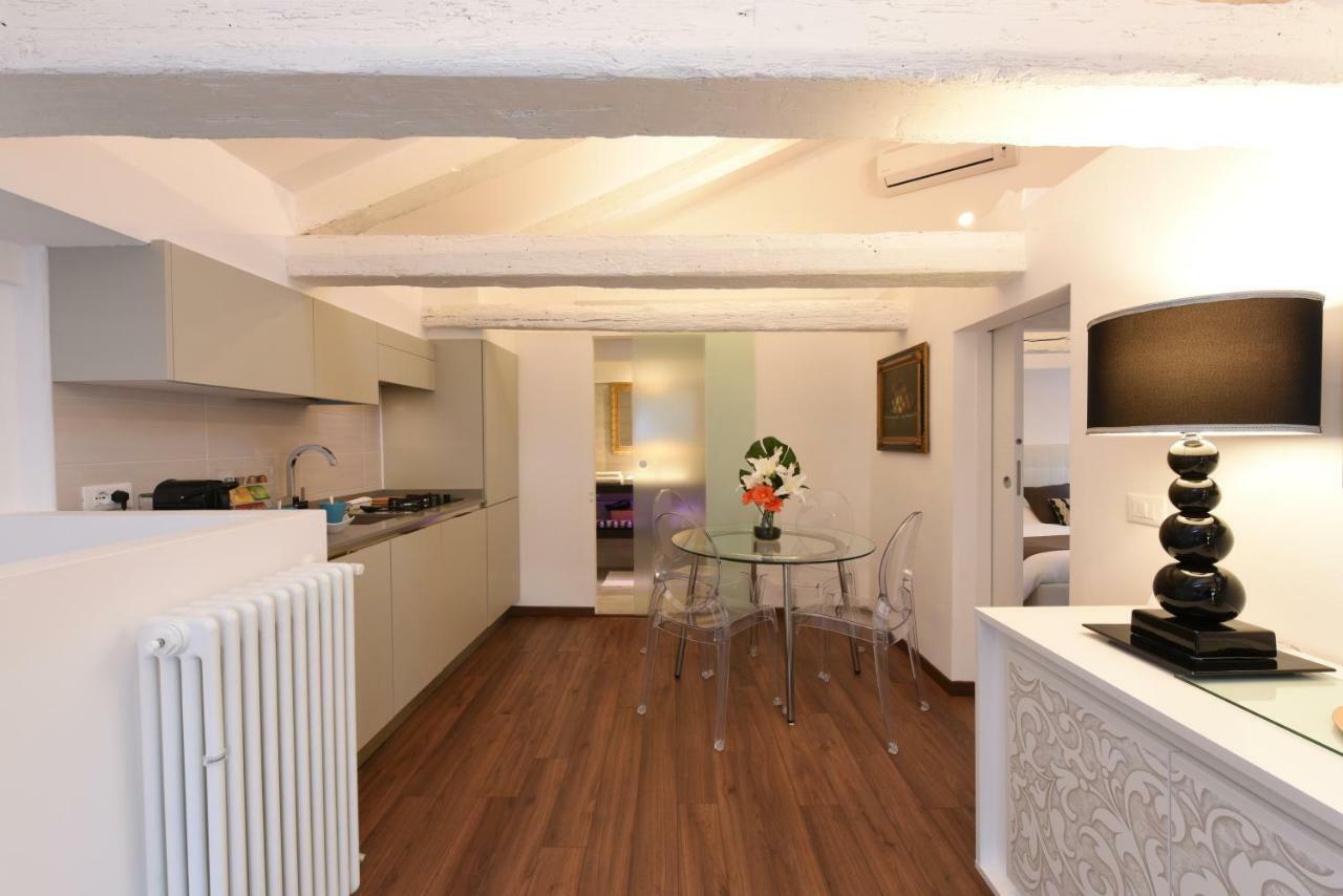 Sweet Apartment Frari Венеція Екстер'єр фото